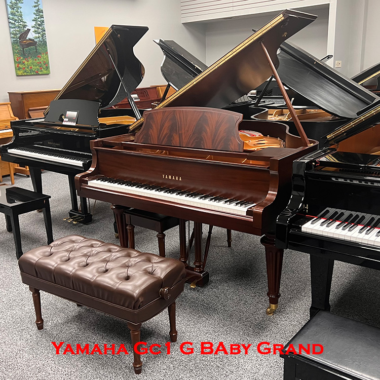 yamaha gc1g baby grand piano for sale